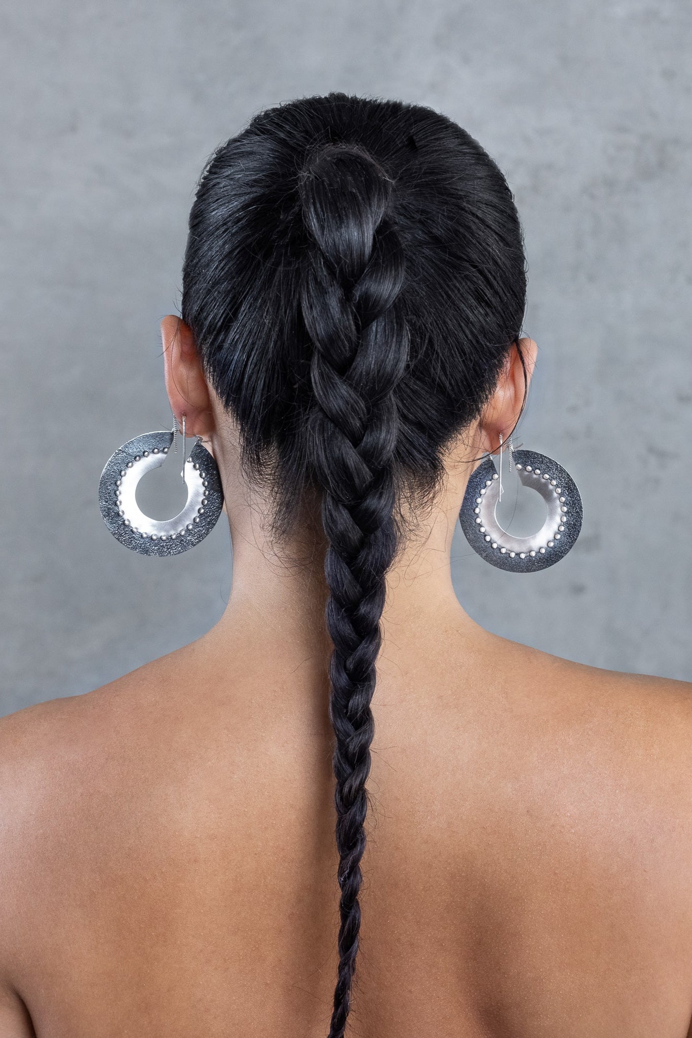 Inverse Hoops