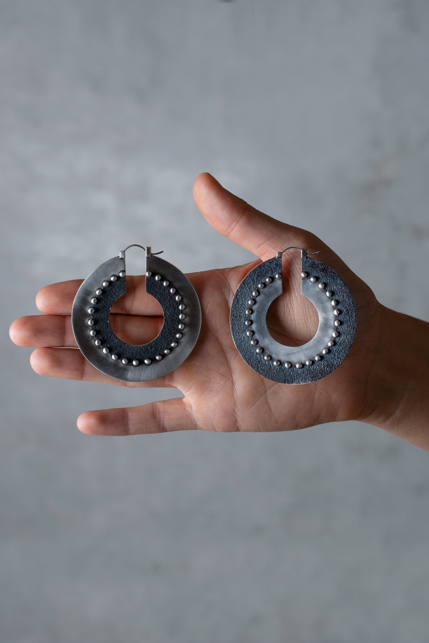 Inverse Hoops