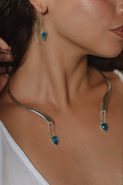 Reflections · Kyanite