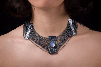 Lineage Collar