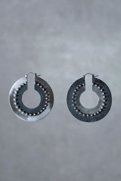 Inverse Hoops